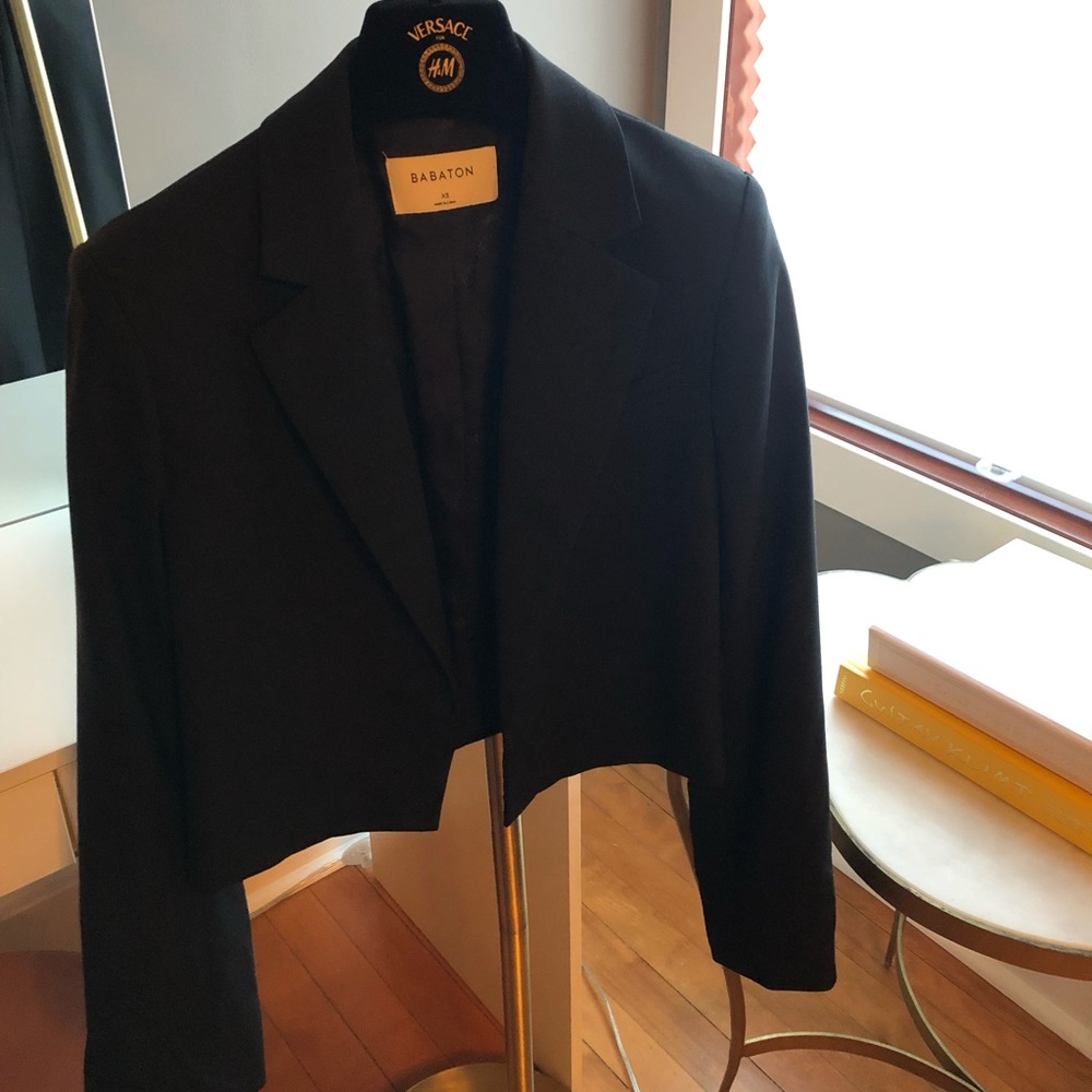 Cropped Black Babaton Atelier x Aritzia Blazer